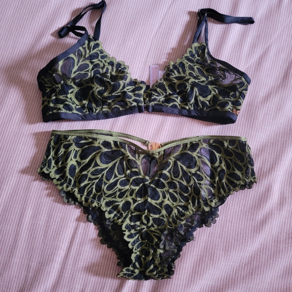 Savage X Fenty set